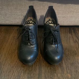 Fergalicious Natasha Black heeled booties in Black size 8 1/2 - like new